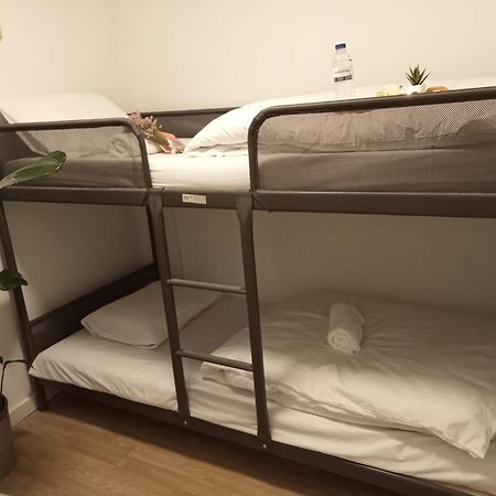 Sylhet Bnb Lisbon Bagian luar foto