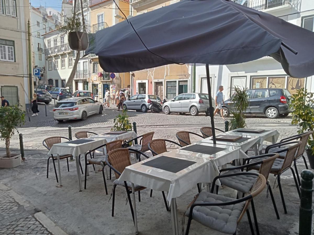 Sylhet Bnb Lisbon Bagian luar foto