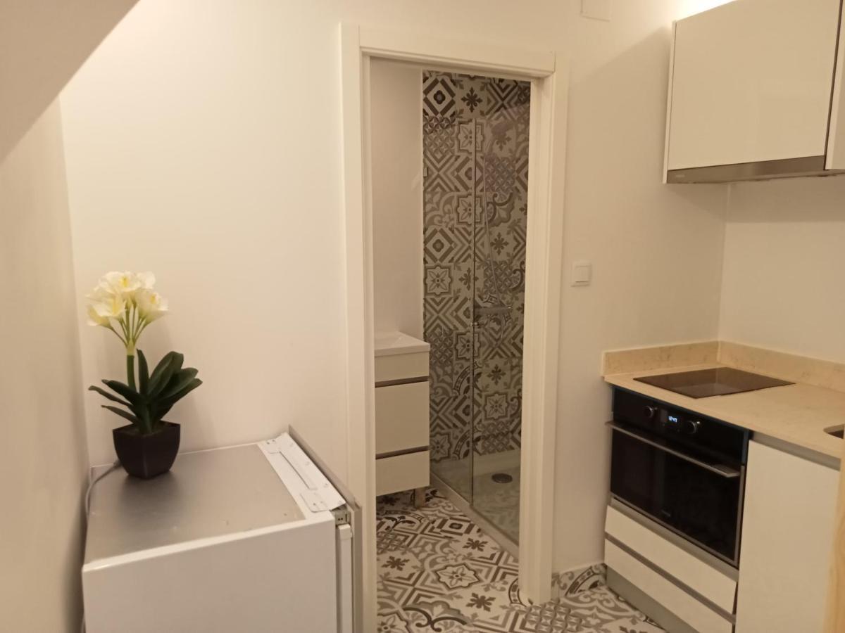 Sylhet Bnb Lisbon Bagian luar foto
