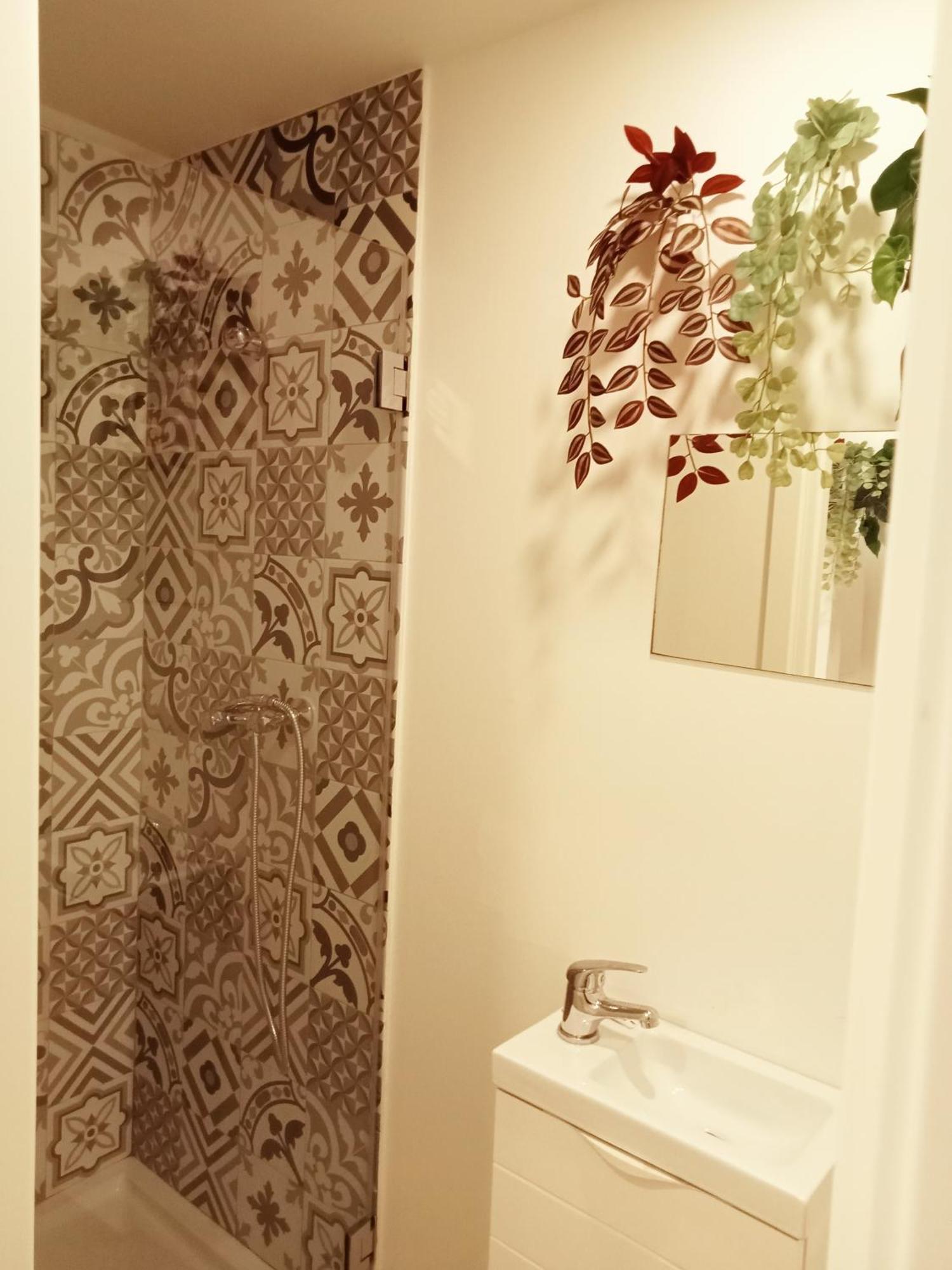 Sylhet Bnb Lisbon Bagian luar foto