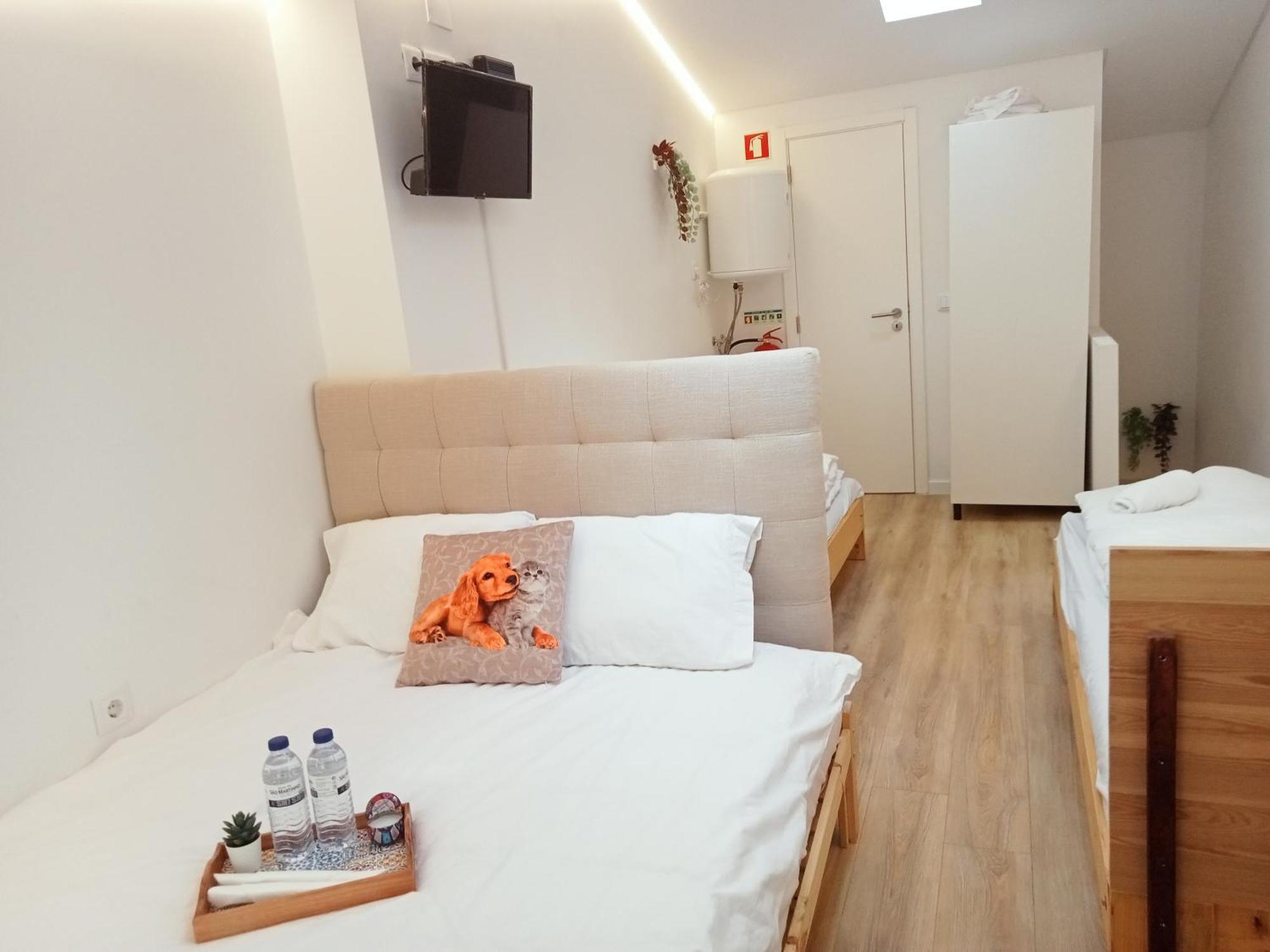 Sylhet Bnb Lisbon Bagian luar foto