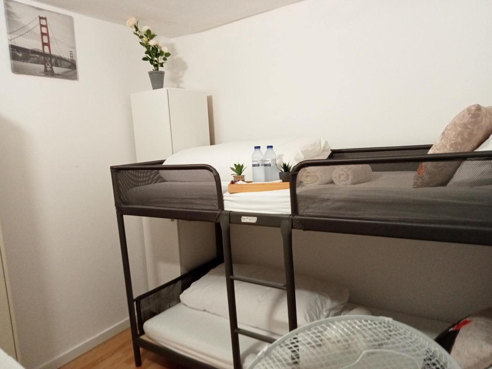Sylhet Bnb Lisbon Bagian luar foto